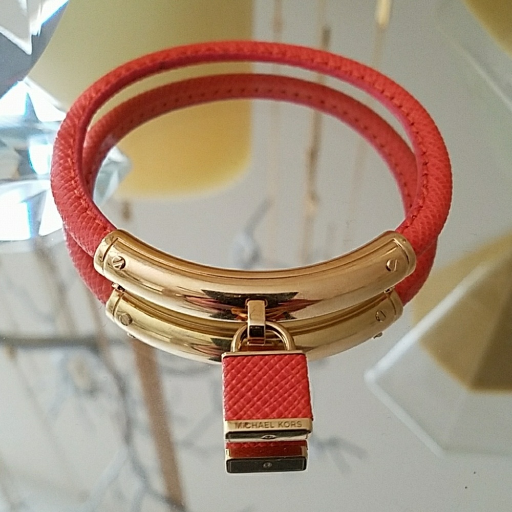 NWOT Michael Kors padlock bracelet